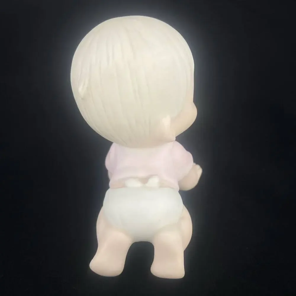 Precious Moments Jonathan & David 1986 E-2852 Crawling Baby Figurine
